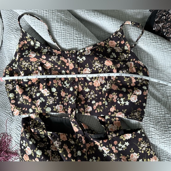 Pins and Needles midi printed cut out dress size XS - Picture 6 of 7